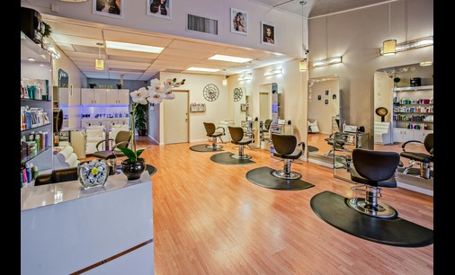 best beauty parlour in Chorepatan Pokhara Aastha Beauty Parlour